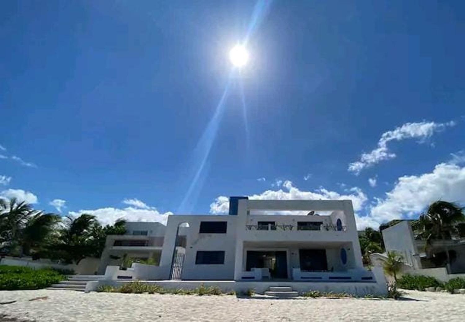 Don Lalo, Family Villa With Sandy Beach At Your Feet. Progreso  Luaran gambar